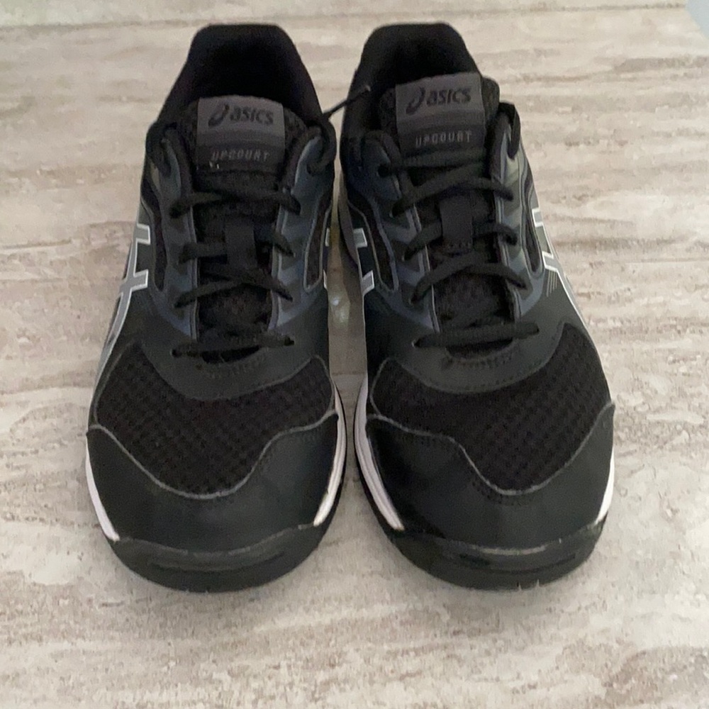 ASICS upcourt volleyball sneakers